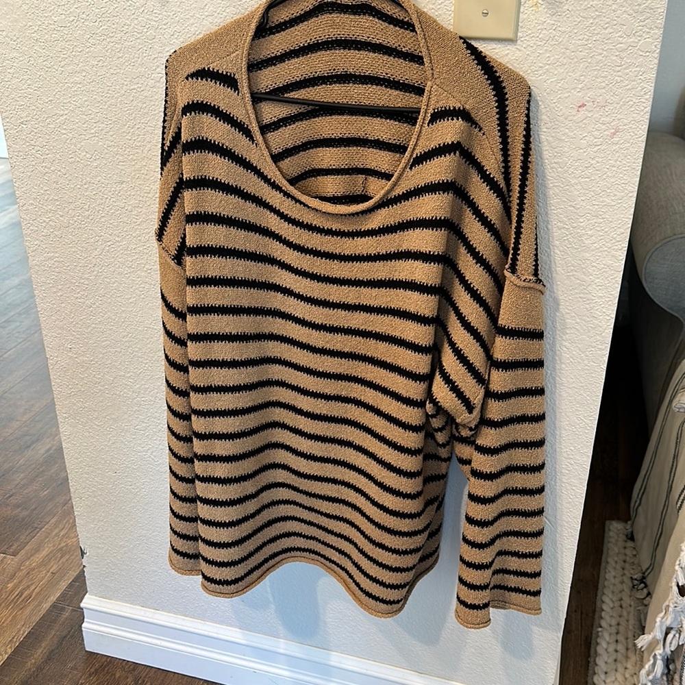 Vici sweater
